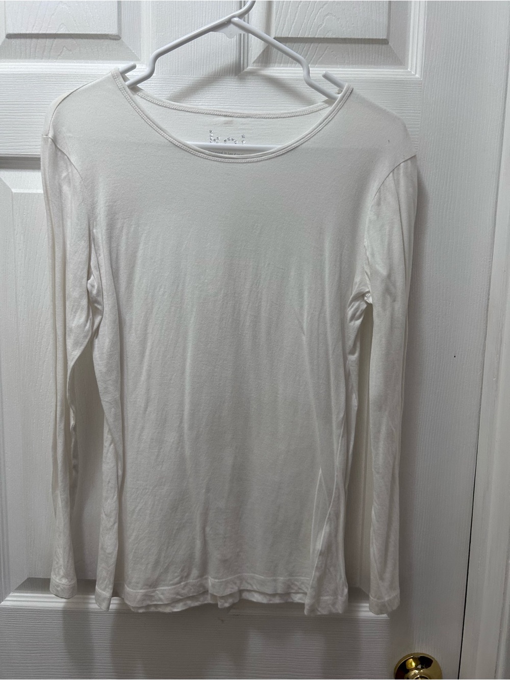 koi Women's Long-Sleeve Crewneck Top — White